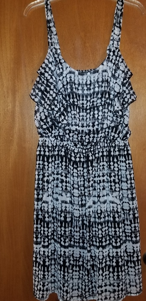 Sleeveless Faded Glory dress